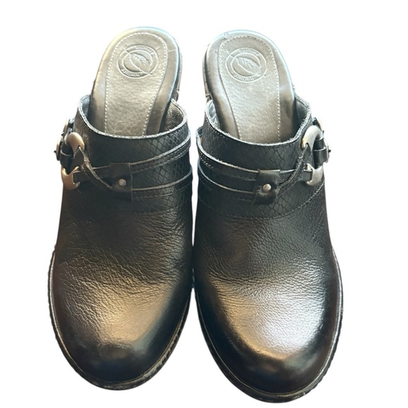 Nurture Whisper black leather block heel Slip On Women's Size US 8.5 M goth - Picture 6 of 9